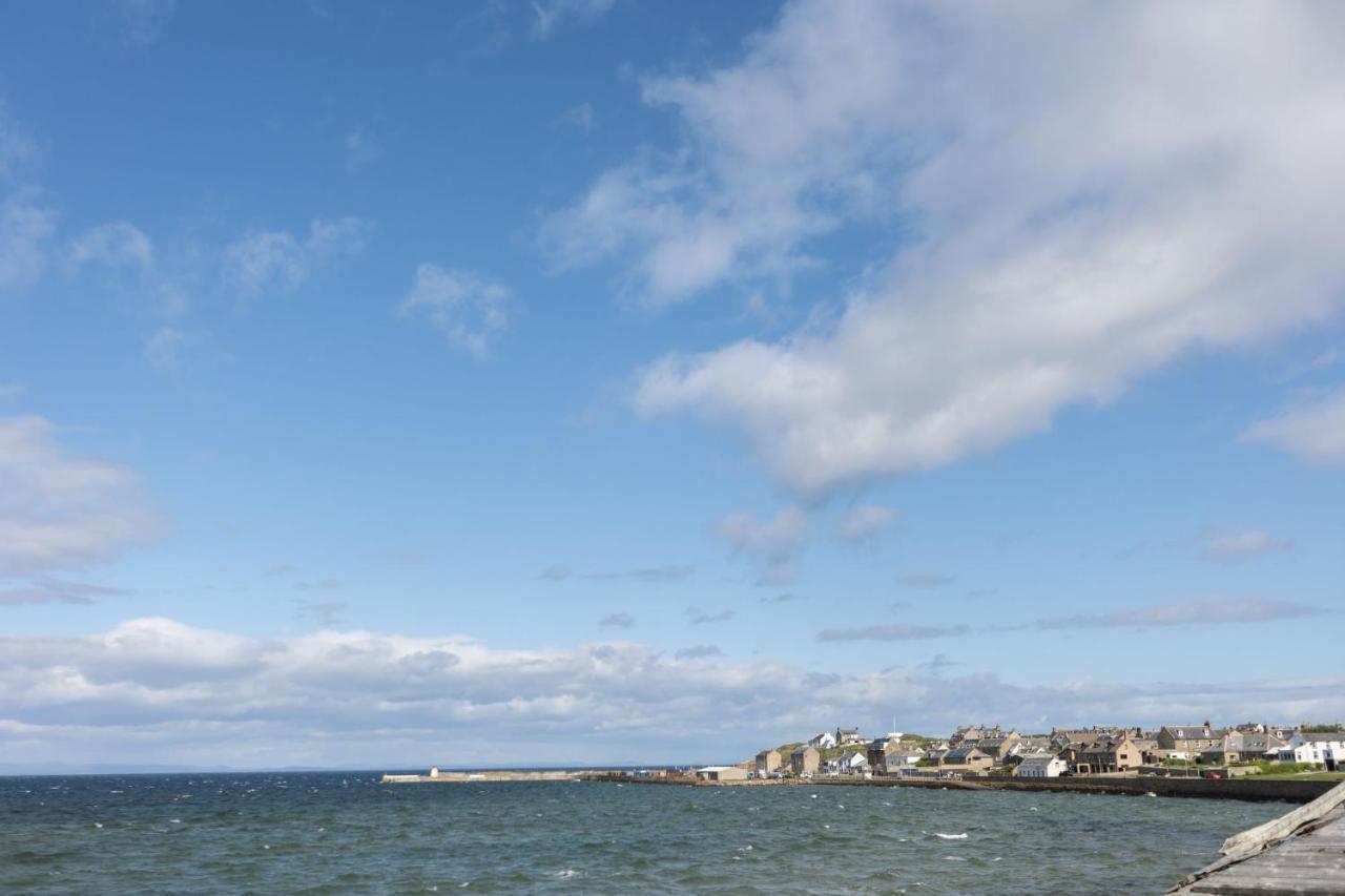 The Beach Hut, Burghead Villa Exterior photo